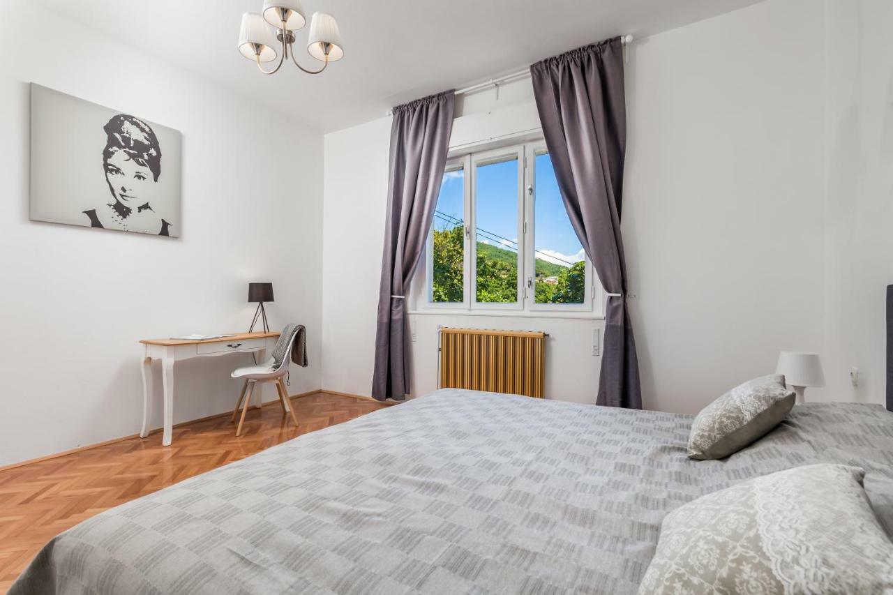 הוילה Ičići Family House Sara מראה חיצוני תמונה